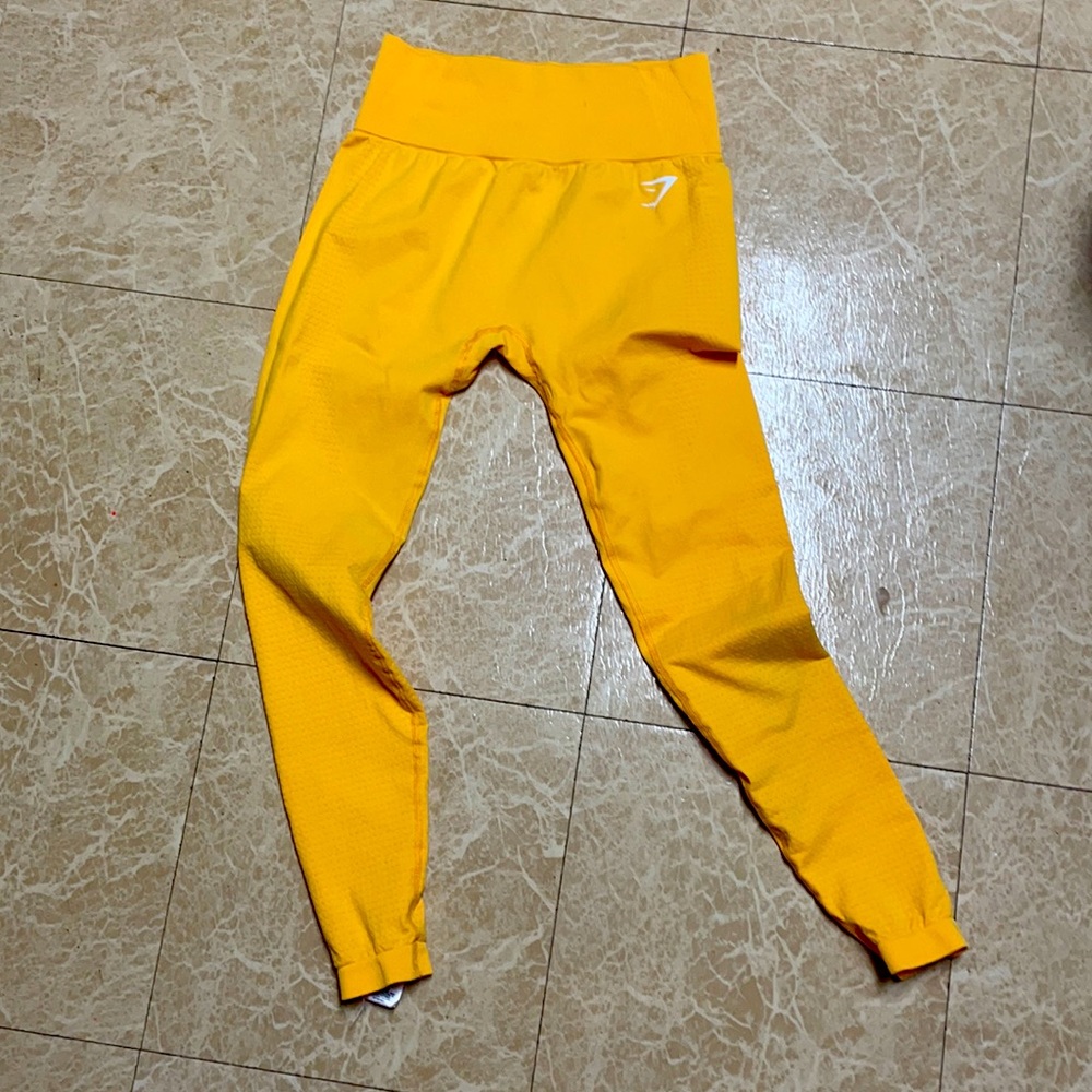 Yellow gymshark leggings